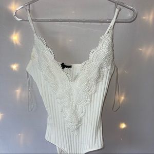 V-neck Windsor Bodysuit